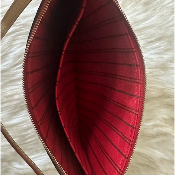 Like New*Authentic**Louis Vuitton neverfull MM Pochette - Picture 3 of 16